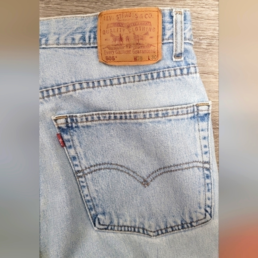 Vintage Levi's 505 Reg fit straight leg